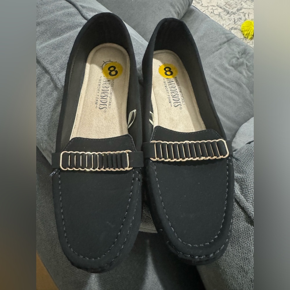 Brand new memory foam loafer